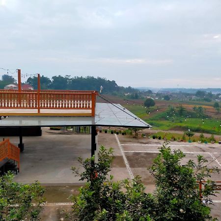 Joglo Kumpul Resort Cangkiran Екстериор снимка