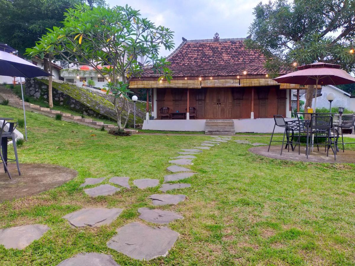 Joglo Kumpul Resort Cangkiran Екстериор снимка