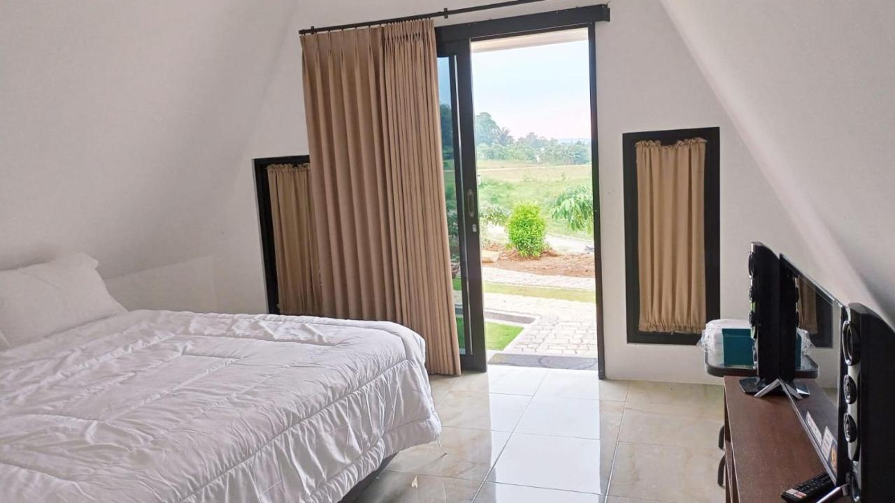 Joglo Kumpul Resort Cangkiran Екстериор снимка